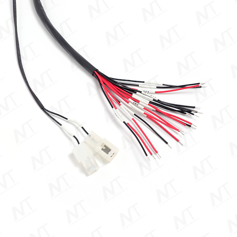 Гнездовой разъем SAE J1939 к миниатюрному разъему Molex 43025